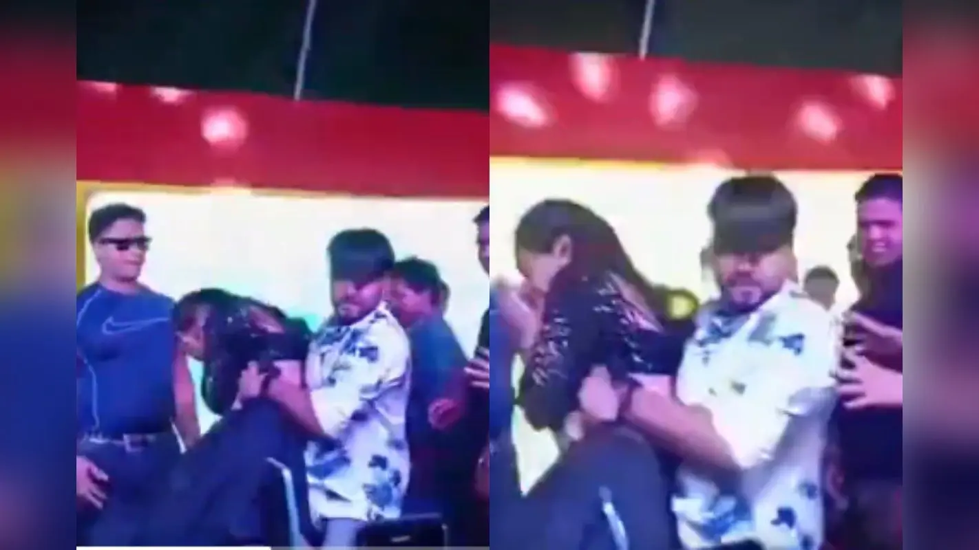Video: भोजपुरी सिंगर ने महिला डांसर को मंच से उठाकर फेंका, देखते रह गए लोग