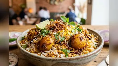 आसान और दमदार स्वाद के लिए घर पर बनाएं – बोहरी स्टाइल आलू बिरयानी