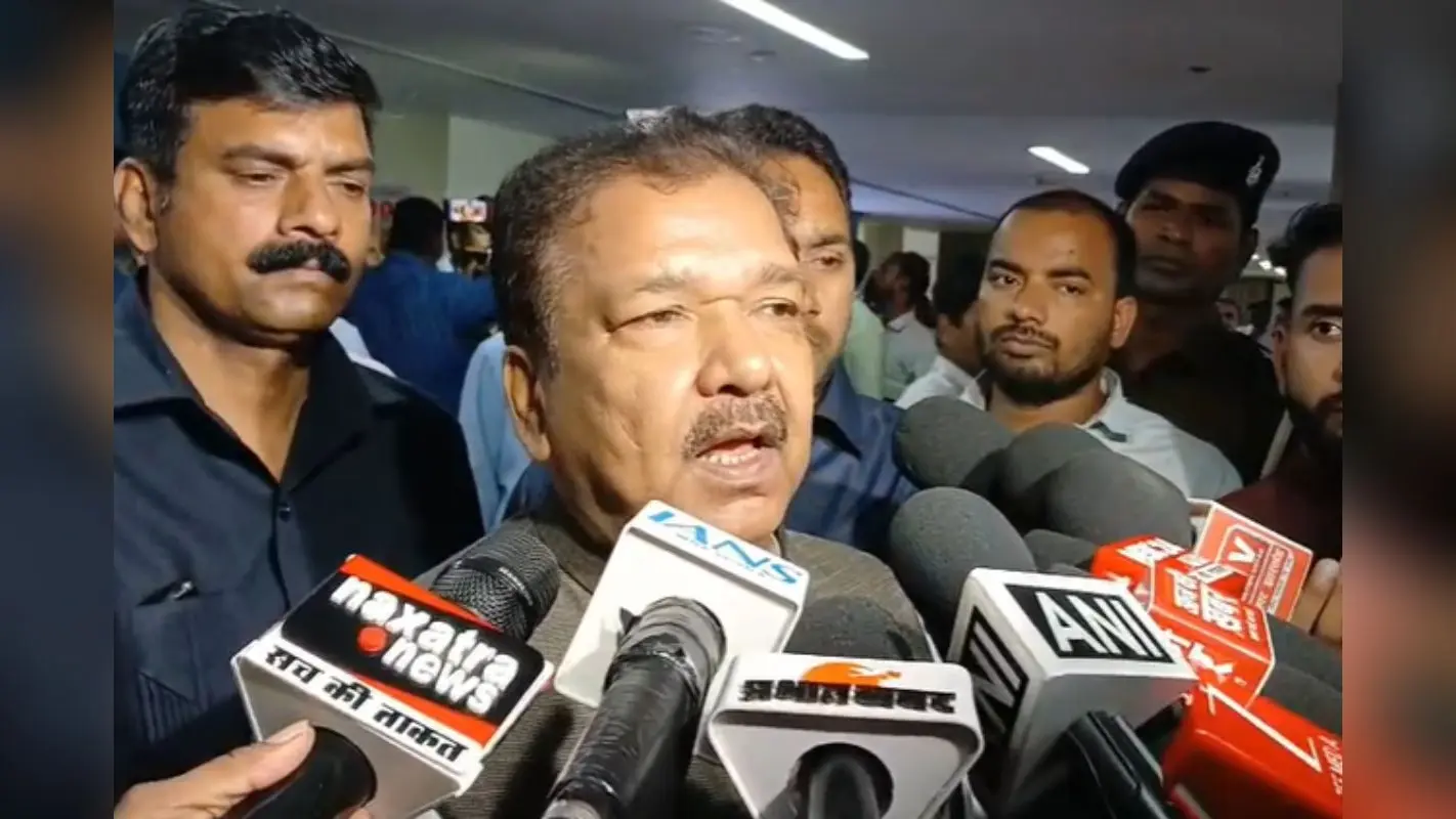 बिहार में खुलेंगी बंद पड़ी चीनी मिलें, उद्योग मंत्री दिलीप जायसवाल ने किया ऐलान