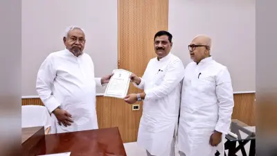 नीतीश दिल्ली में रहकर भी बिहार पर रखेंगे निगाह, अगले सीएम फेस पर संजय झा बोले- उन्होंने कोई ऐलान नहीं किया