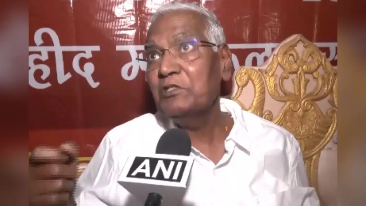 झारखंड में डी राजा का ‘हुंकार’: बोले- BJP से देश को मुक्त कराने का समय, आगामी चुनाव को लेकर किया बड़ा दावा