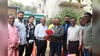 जीत के बाद परिवहन सह राजस्व मंत्री दीपक बिरुआ से मिले सरायकेला नगर पंचायत अध्यक्ष मनोज चौधरी