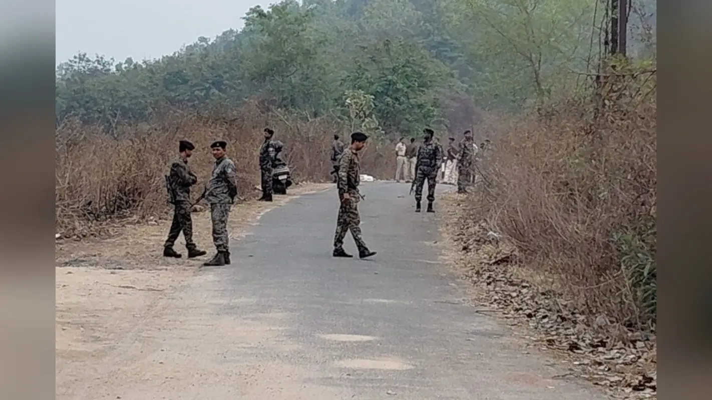 धनबाद में पुलिस मुठभेड़ में प्रिंस खान गिरोह के शूटर को लगी गोली, पुलिस कर रही तलाश