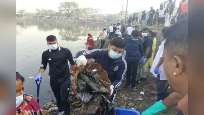 धनबाद पहुंचे बिहार के मंत्री जमा खां, नवनिर्वाचित मेयर संजीव सिंह को दी बधाई