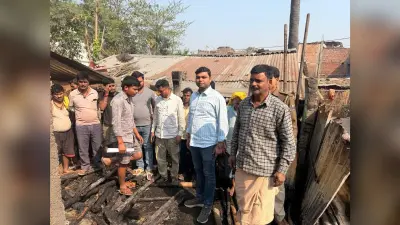 बलवाहाट में आधी रात लगी भीषण आग, चार घरों में लाखों की संपत्ति जलकर राख