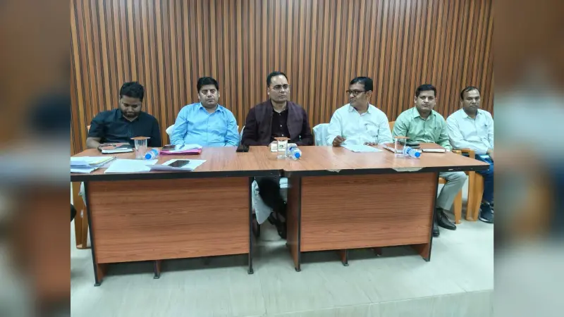 सूर्यगढ़ा में समीक्षा बैठक, एसडीएम ने दिये त्वरित समाधान के निर्देश