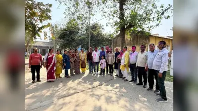 केबी झा कॉलेज के शिक्षक संघ की ओर से आयोजित होली मिलन समारोह, गंगा जमुनी तहजीब की बनी मिसाल