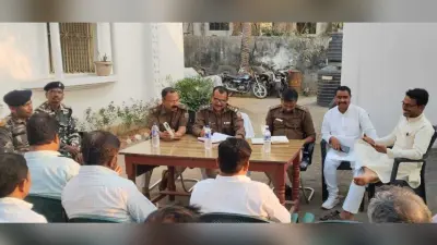 जबरन एक-दूसरे पर न फेंके अबीर-गुलाल