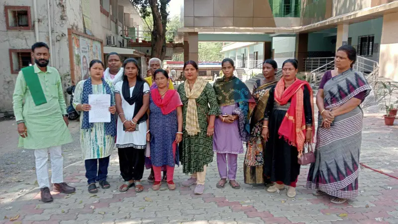 Jamshedpur News : जमशेदपुर : कदमा में 90 साल पुराने आशियाने पर कब्जे की कोशिश