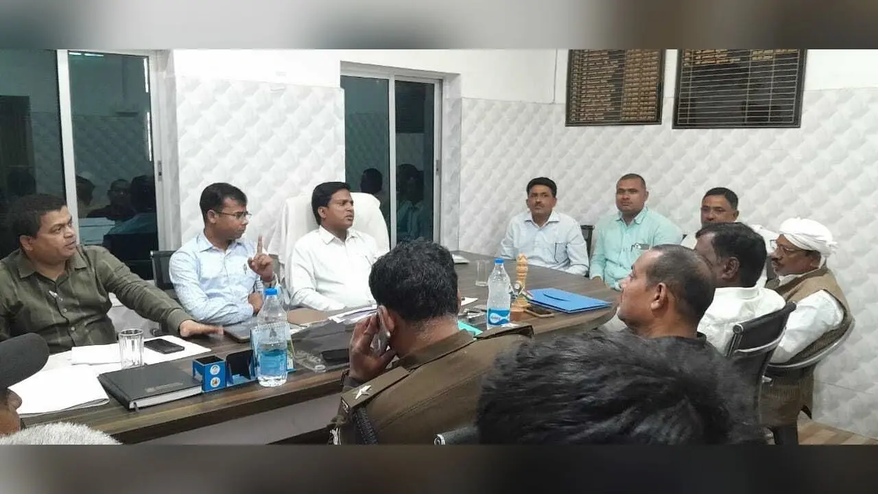 मोतीहाट दुर्गा मंदिर में वर्चस्व विवाद पर लगा विराम. बीडीओ की अध्यक्षता में होगी पूजा-अर्चना
