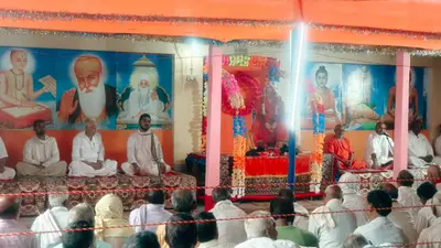 गुरु ही मिटाते हैं जीवन का अंधकार