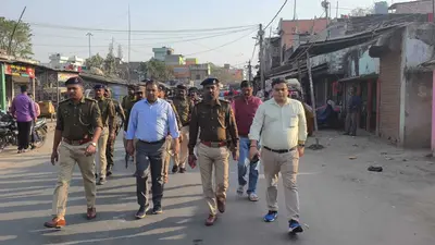 पोठिया थाना पुलिस ने निकाला फ्लैग मार्च