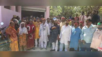 नप कार्यालय में सफाईकर्मियों को किया सम्मानित