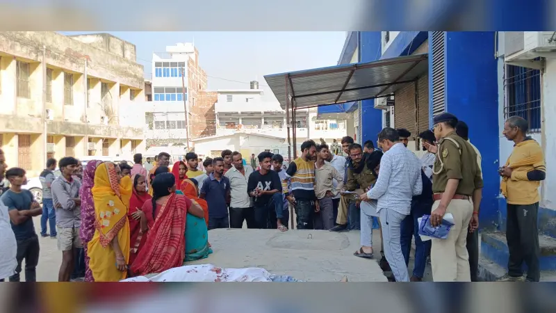 सड़क पार करने के दौरान अज्ञात वाहन के धक्के से व्यक्ति की मौत