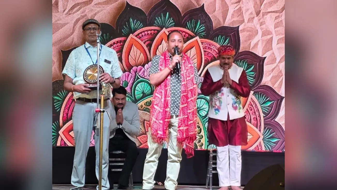 Giridih News :राजस्थानी लोकनृत्य ने बांधा समा