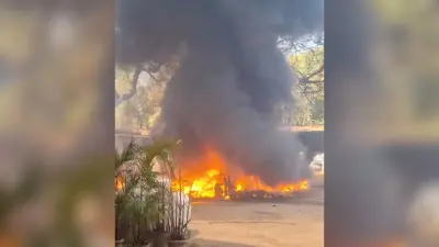 Bokaro News : होंडा शोरूम के सर्विस सेंटर के गोदाम में लगी आग, अफरा-तफरी