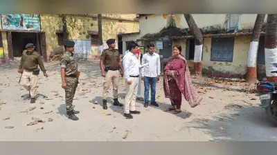डीएम ने प्रखंड सह अंचल कार्यालय का किया औचक निरीक्षण, बीडीओ व सीओ मिले गायब