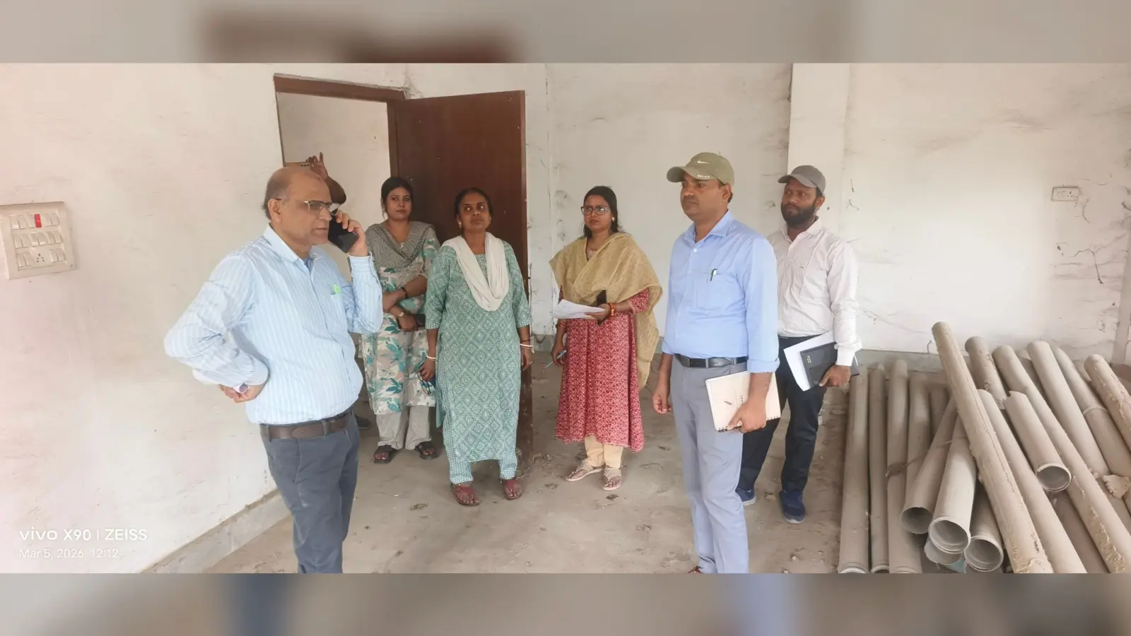 छात्रों को बेहतर शैक्षणिक वातावरण करायें उपलब्ध: डीईओ