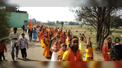 5001 श्रद्धालुओं ने निकाली कलश यात्रा