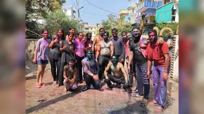 बसंती बयार में मौज-मस्ती के बीच उड़े रंग गुलाल