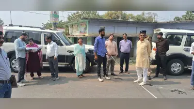 सड़क निर्माण को लेकर अधिग्रहित भूमि का एडीएम ने लिया जायजा