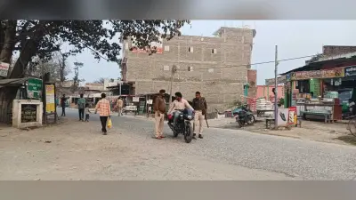 पुलिस ने वाहनों की ली तलाशी