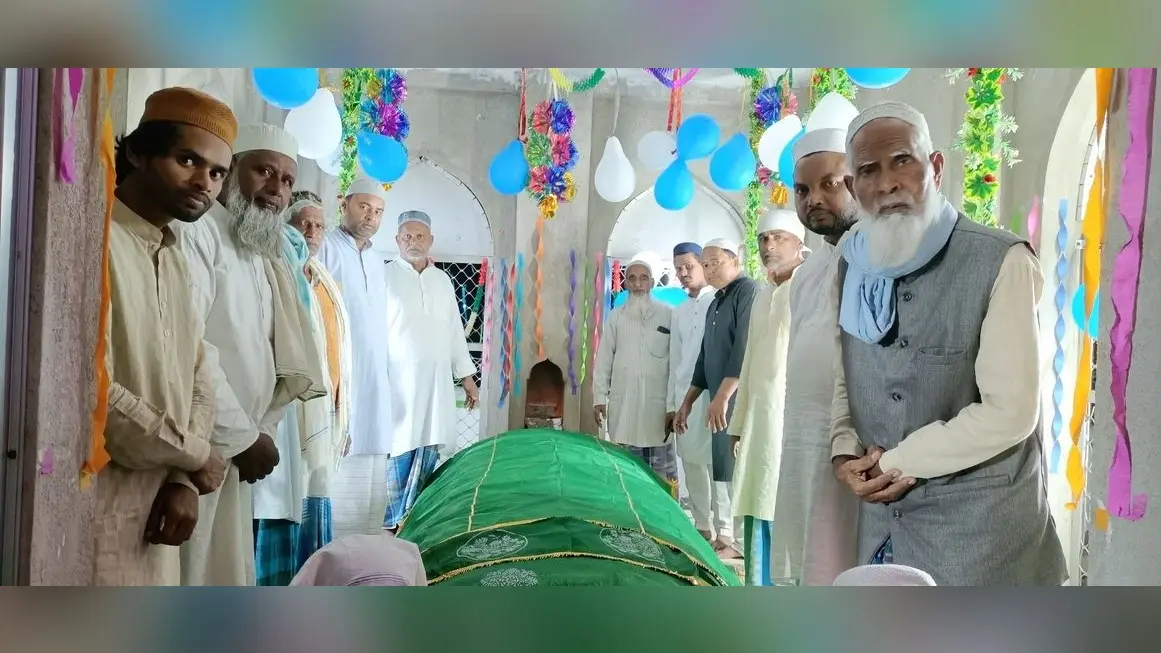 धूमधाम से मनाया गया हजरत सैयद सुल्तान शाह रहमतुल्ला अलैही का उर्स