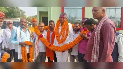 Bhagalpur news पैक्स चुनाव में अध्यक्ष व सदस्य पद के उम्मीदवारों ने भरा नामांकन पत्र