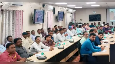 पिछले वर्ष के अधूरे कार्यों को प्राथमिकता के साथ शीघ्र करें पूरा : डीएम