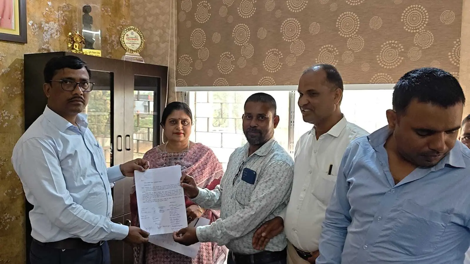 Giridih News :कल से तीन दिनों की सांकेतिक हड़ताल पर रहेंगे मनरेगा कर्मी