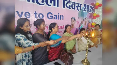 महिला देश का नाम रोशन कर रहीं हैं : सिविल सर्जन