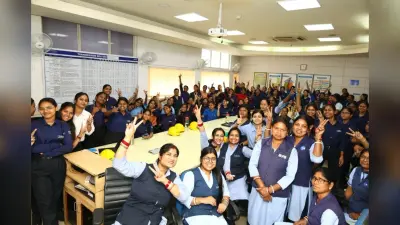 टाटा मोटर्स में महिलाओं के लिए रिजर्व रही कैंटीन, किया शाही भोजन
