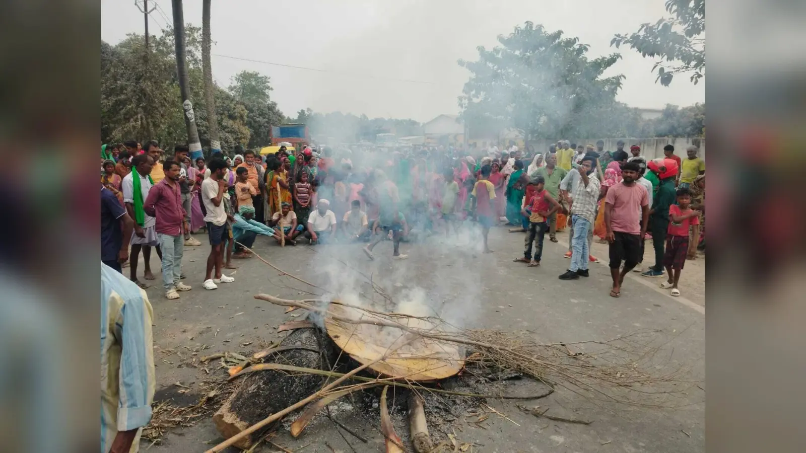 लापता भाई की तलाश में गये छोटे भाई की संदिग्ध परिस्थिति में मौत, सड़क जाम
