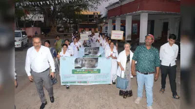 Deoghar News : बेटियों की सुरक्षा और सम्मान के लिए लगायी गयी मशाल