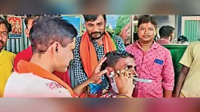कहीं मजदूर, तो कहीं नाई बने भाजपा उम्मीदवार
