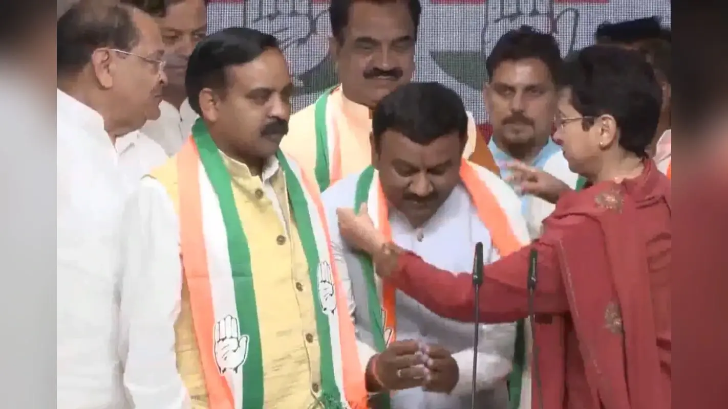 उत्तराखंड बीजेपी के 6 पूर्व नेता कांग्रेस में शामिल, सैलजा बोलीं- यह तो अभी शुरुआत है