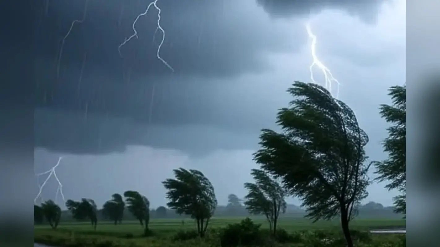 अगले 24 घंटे में बिहार के 9 जिलों में होगी तेज बारिश, ठनका और आंधी चलने की भी संभावना