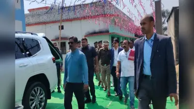 सीएम हेमंत सोरेन ने नेमरा में किया तालाब का निरीक्षण, बाहा पूजा के लिए अधिकारियों को दिए निर्देश