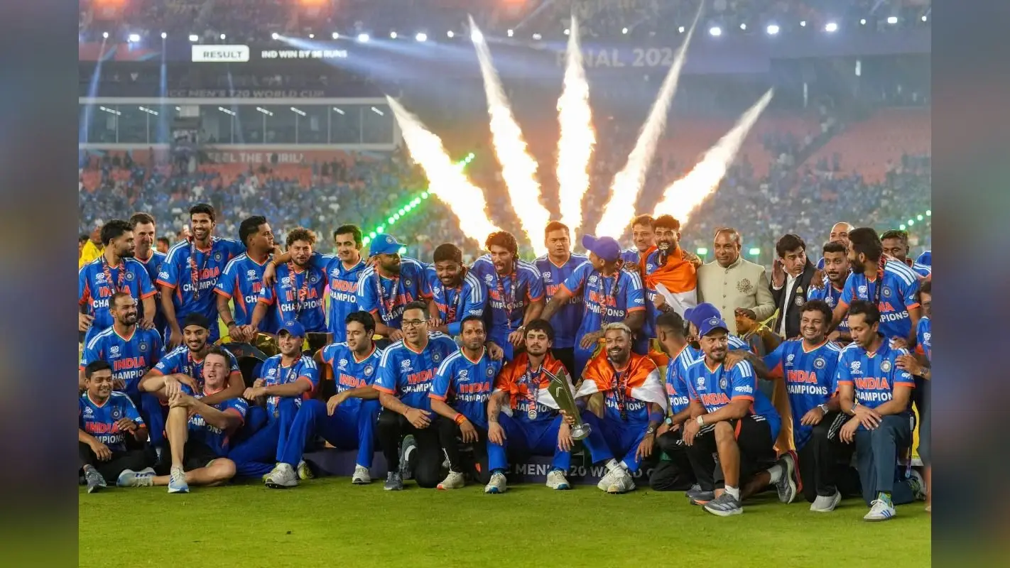 T20 WC जीतने पर BCCI मेहरबान, टीम पर पैसों की बारिश, मिला 131 करोड़ का इनाम
