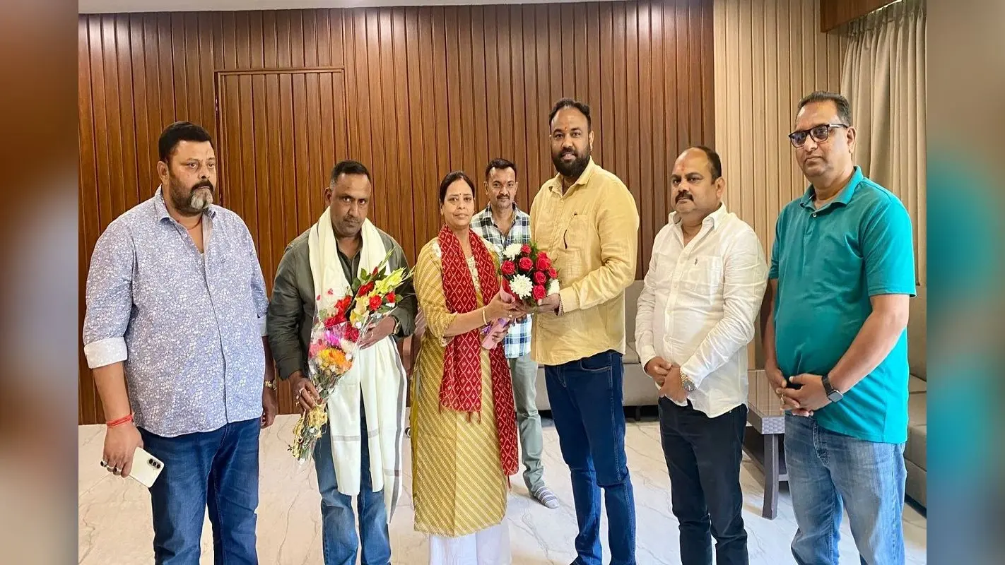 मानगो के डिप्टी मेयर ने मेयर सुधा गुप्ता से की मुलाकात, विकास पर हुई विस्तार से चर्चा