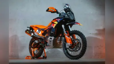 ऑफ-रोड बीस्ट KTM 890 Adventure R Rally अनवील, बिकेंगी सिर्फ 700 पीस