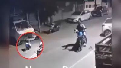 Video : LPG संकट के बीच बेंगलुरु में गैस सिलेंडर चोरी, कैमरे में कैद हुई वारदात