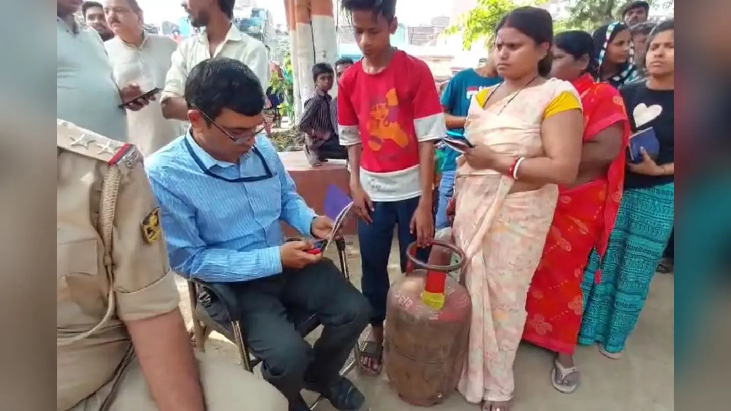 गैस सप्लाई में हो रही है देरी? मोबाइल ऐप से चुटकियों में पोर्ट करें अपना कनेक्शन, देखिये प्रोसेस