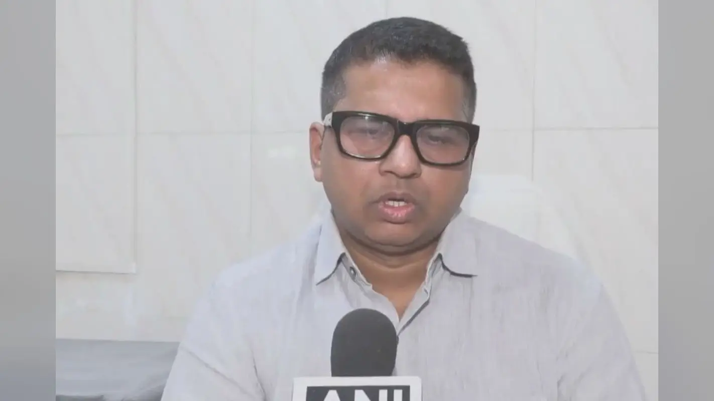 जहाजों पर काम करने वाले कर्मचारियों के यूनियन का दावा–होर्मुज स्ट्रेट में फंसे हैं 23 हजार भारतीय