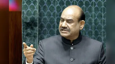 लोकसभा स्पीकर के खिलाफ नो-कॉन्फिडेंस मोशन लाएंगे कांग्रेस सांसद, आरोप: बायस्ड हैं