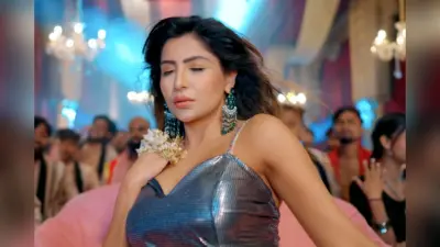 गाना ‘पातर कमरिया’ बना इंटरनेट सेंसेशन, वीडियो में रितेश संग सना की जोड़ी दिखी कमाल