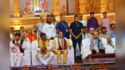 रामनवमी पर राममय हुआ बिहार: रंग-बिरंगी झांकियों ने मोहा मन, विनोद तावड़े संग डाकबंगला पहुंचे संजीव चौरसिया