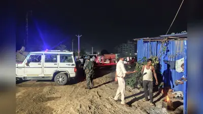 रामगढ़ में अमन साहू गैंग का तांडव, पतरातू ओवरब्रिज निर्माण स्थल पर फायरिंग और बमबाजी, गार्ड को लगी गोली