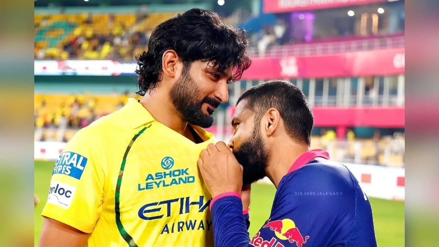 तेरा-मेरा साथ रहे…CSK के बैज को चूमते नजर आए ‘सर जडेजा’ कैमरे में कैद हुआ इमोशनल मोमेंट