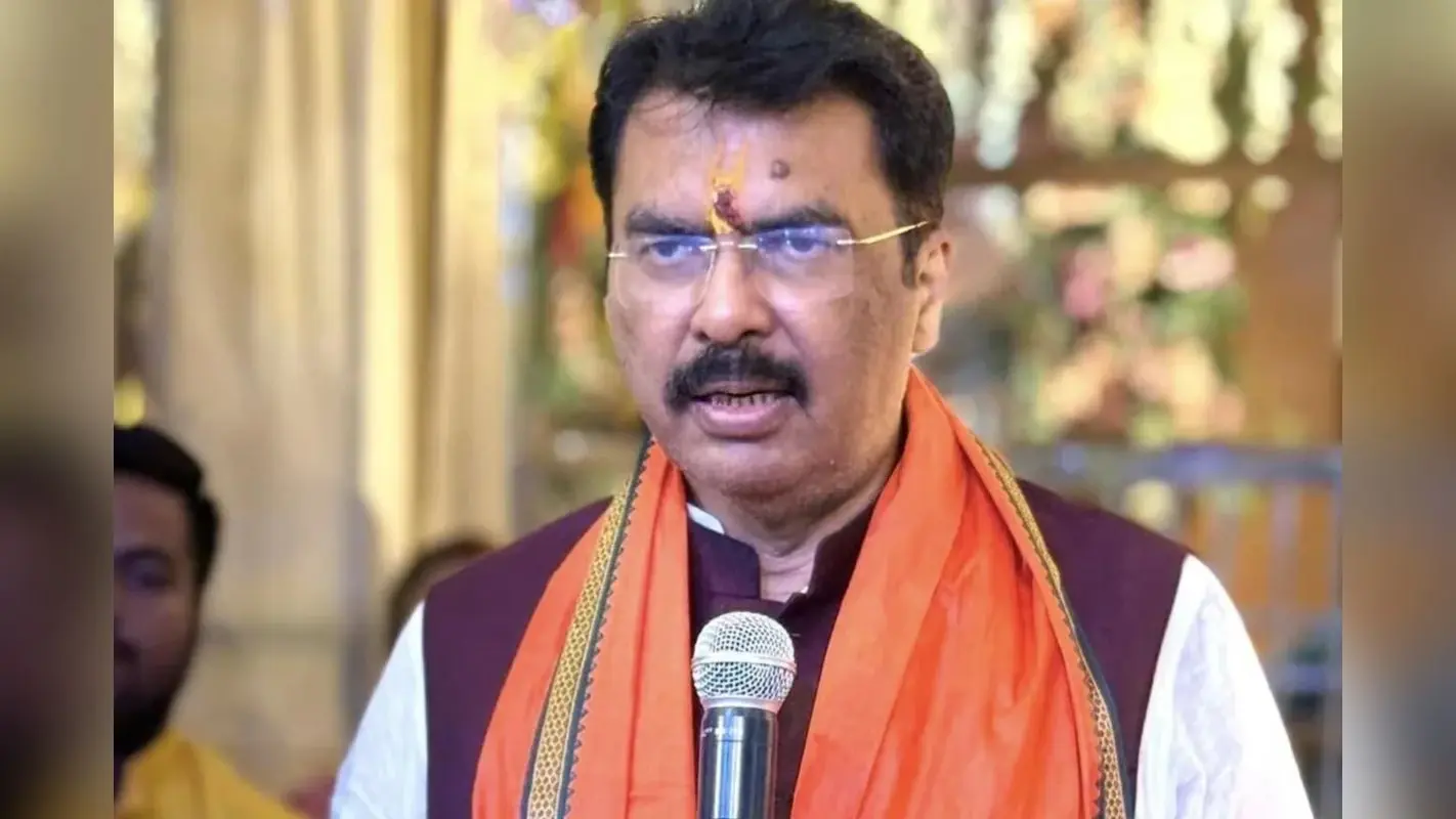 पीएम मोदी की ईंधन बचाओ मुहिम को बिहारी नेताओं का समर्थन, संजय झा और संजय सरावगी ने की संयम बरतने की अपील